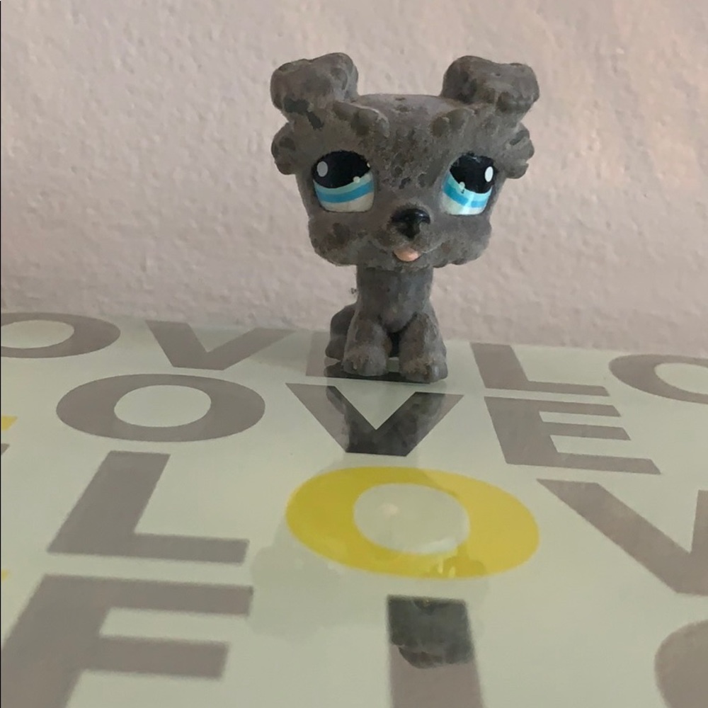 LPS velvet dog :)